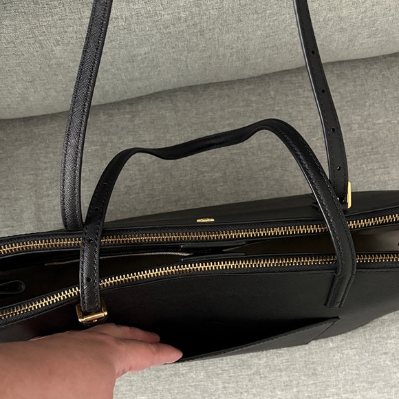 Tory Burch Laptop Tote - Picture 10 of 11